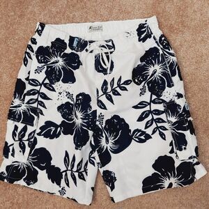 Men's Cargo Swim Trunks by Ocean Blue, White Navy Blue Floral LARGE Board Shorts